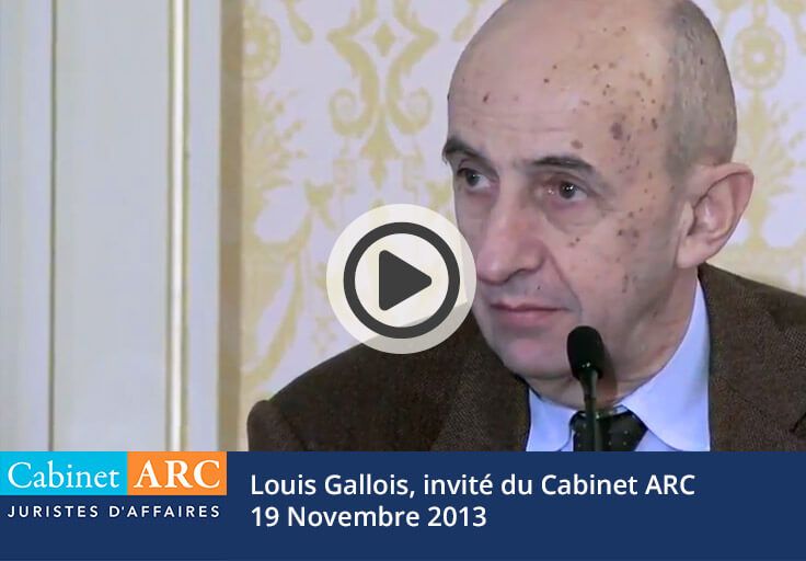 Louis Gallois, der 2013 als Gast bei der Sendung „ Cabinet ARC “ zu Gast war, um über die Wettbewerbsfähigkeit französischer Unternehmen zu sprechen